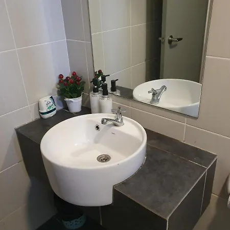 Mhb 30 Sulte Evo Soho Bandar Baru Bangi Free Netflix And Wifi Apartment Exterior photo