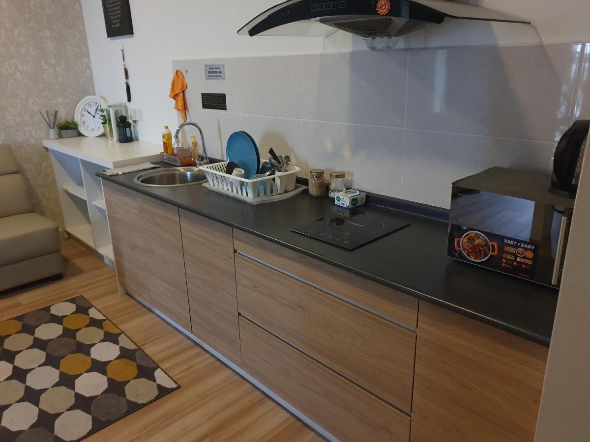 Mhb 30 Sulte Evo Soho Bandar Baru Free Netflix And Wifi Apartment Bangi